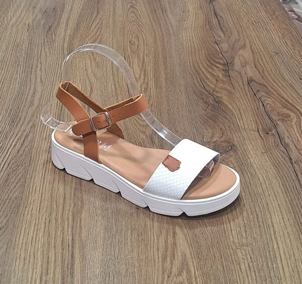 Sandalia blanca 9126