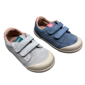 Tenis respetuosos Igor de piel con doble velcro